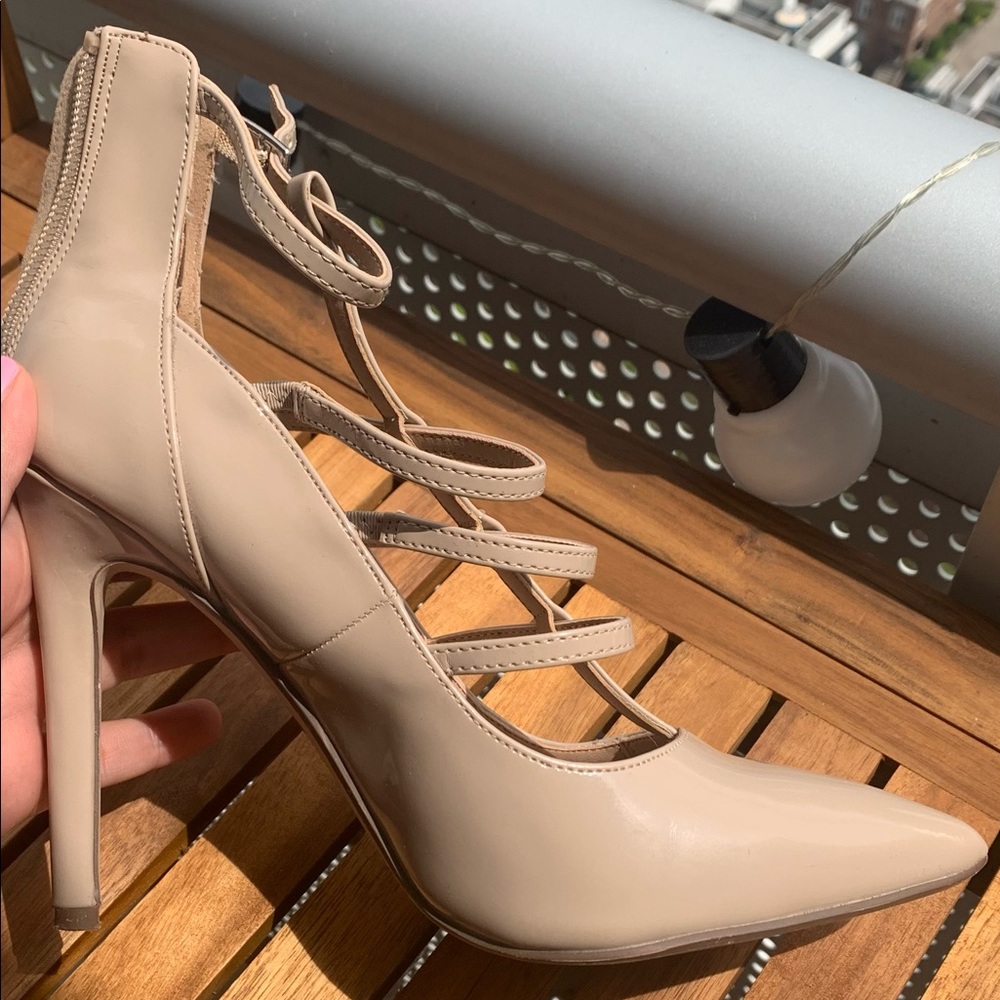 Node heels - Picture 3 of 3